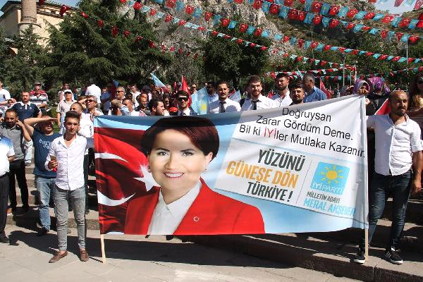 Meral Akşener: Erdoğan’ın Beka Sorunu Var (3)