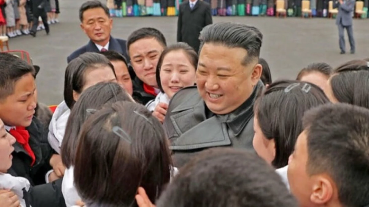 Kuzey Kore lideri Kim Jong-un, kız öğrencileri ağlattı