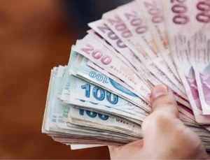 Bugünden itibaren geçerli olacak! İşte pasaport, ehliyet ve cep telefonu harçlarının zamlı fiyatları