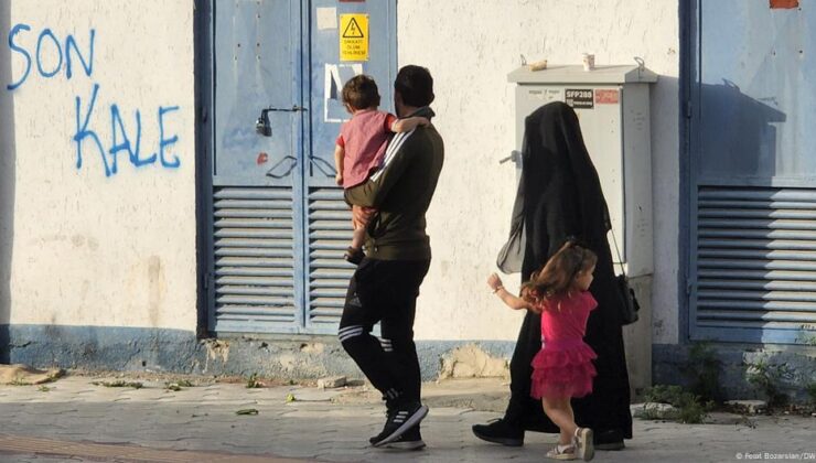 396 bin Suriyeli sığınmacı Avrupa’ya mı geçti?