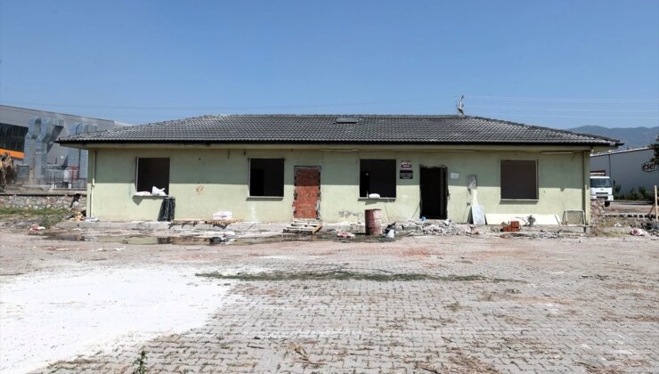 Tokat’ta Mezarlıklar Müdürlüğü Yeni Yerine Taşınıyor