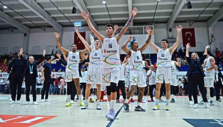 Aliağa Petkimspor, A. Efes’e Yenilerek Taraftarının Önünde İlk Mağlubiyetini Aldı