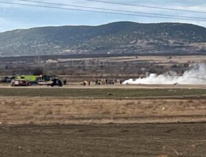Isparta’da askeri helikopter düştü