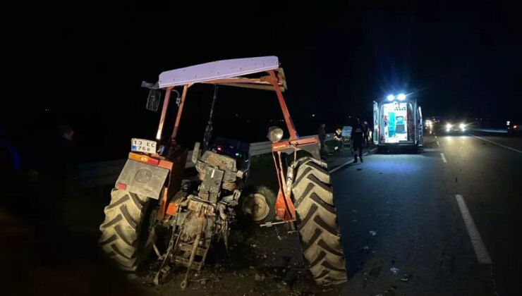 Adana’da otomobilin çarptığı traktör ikiye ayrıldı: 1’i ağır 6 yaralı