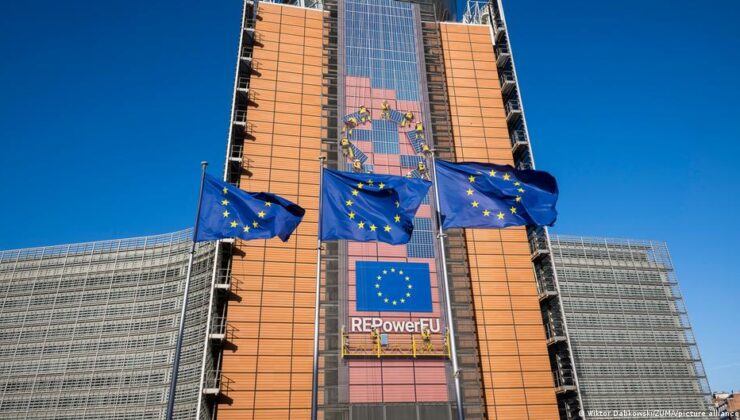 AB: Rusya yaptırımları sürecek