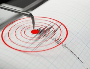 Girit Adası’nda 5.9 büyüklüğünde deprem