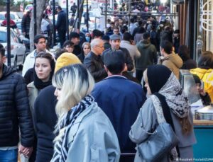 İran’da fabrikalar durdu, işten çıkarmalar hızlandı