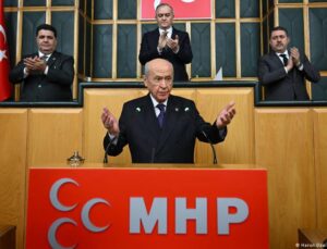 Bahçeli’den Öcalan’a statü önerisi, CHP’ye kayyuma itiraz
