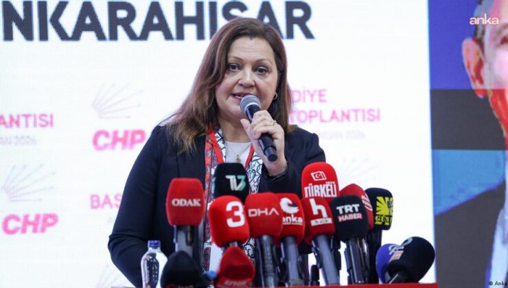 Burcu Köksal CHP’den AKP’ye geçti