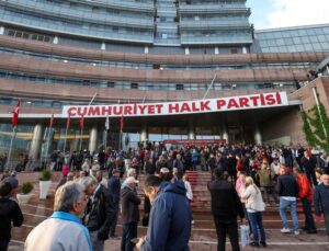 CHP’de kritik gün yarın: İki başkan, iki farklı program