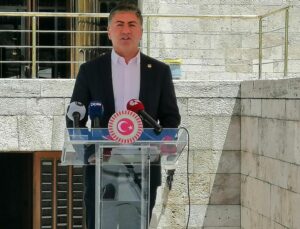 CHP’li Buyruk: “Tek çıkış yolu acil kurultay”