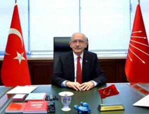 Kılıçdaroğlu 2,5 yıl sonra birinci kere CHP Genel Merkezi’nde