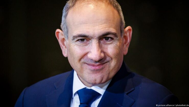 Paşinyan: “Türkiye’ye demir yolu kontağı açıldı”