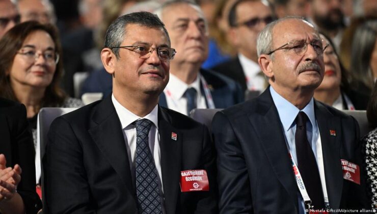 CHP’de Özel ve Kılıçdaroğlu küme toplantısını iptal etti
