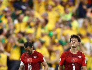 Dünya Kupası: Paraguay’a mağlup olan Türkiye’den erken veda