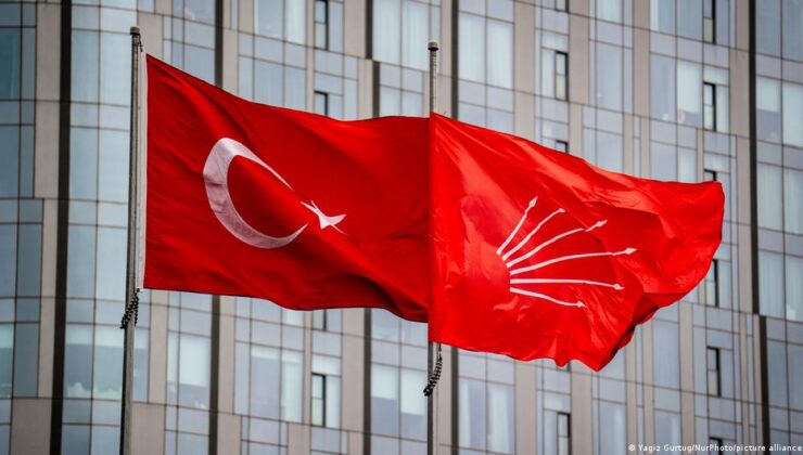 Müslim Sarı: CHP’de zarurî kurultay hukuken mümkün değil