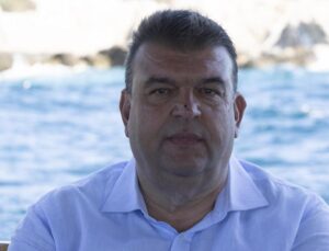 Seferihisar Belediye Başkanı İsmail Yetişkin tutuklandı