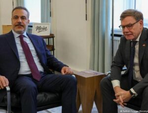 Alman Bakan’dan Hakan Fidan’a İsrail yansısı