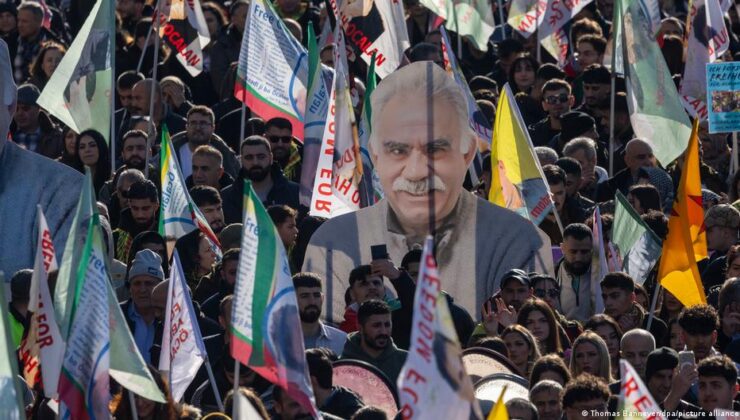 Almanya’daki Kürt örgütünden “çerçeve yasa” açıklaması